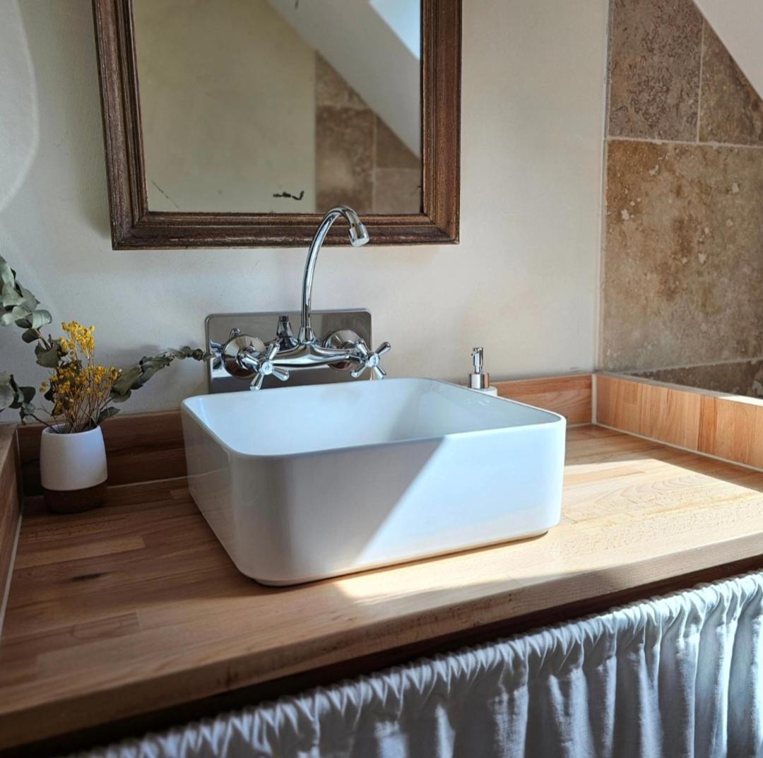 Domaine des Pousses, Chambres d'hôtes au coeur d'un village de campagne Droue-sur-Drouette Quarto foto